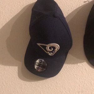 Rams hat 39